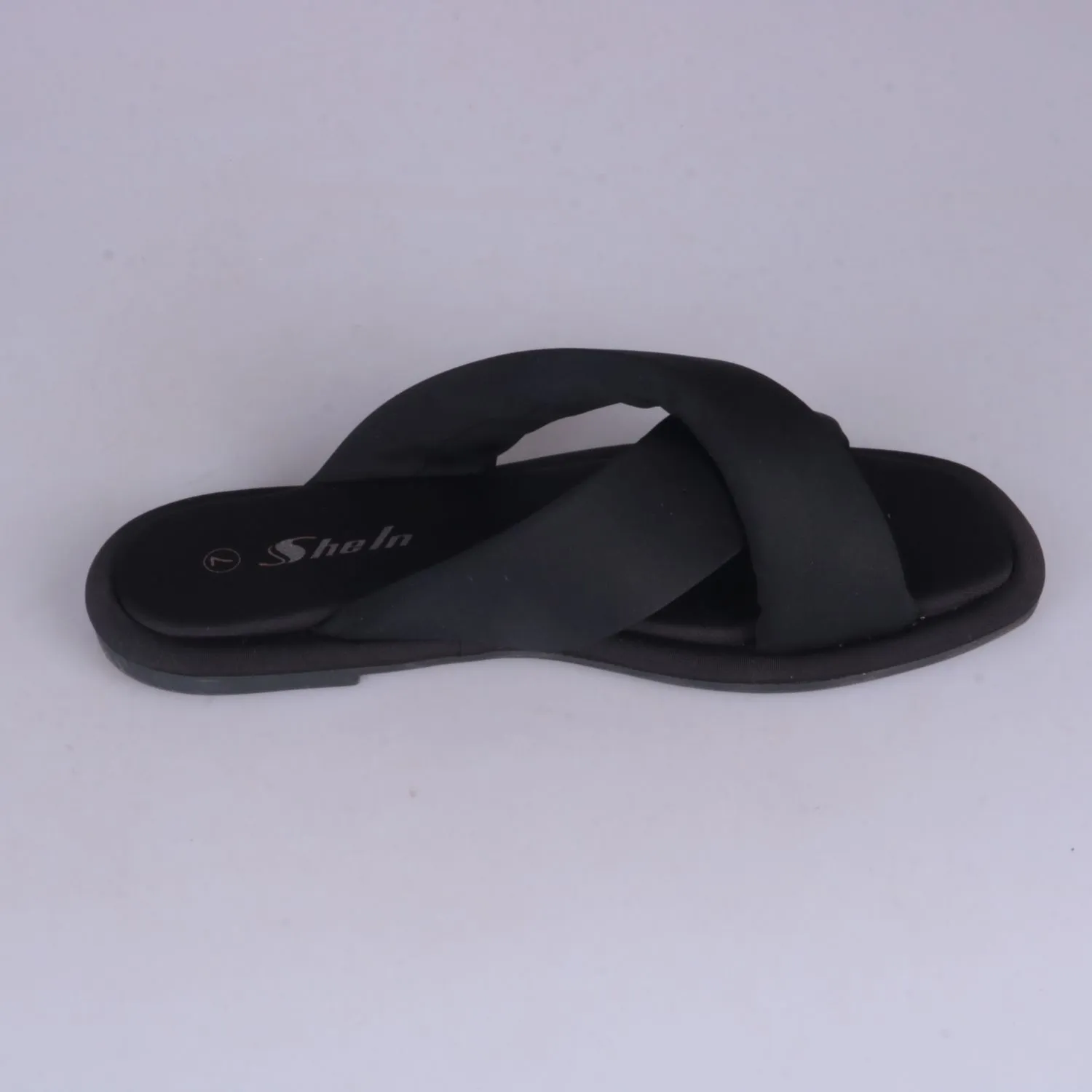 шлёпанцы SheIn