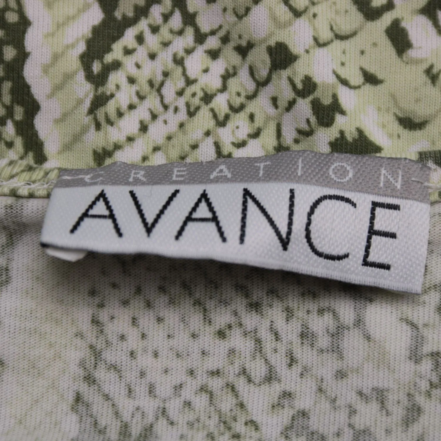 футболка AVANCE