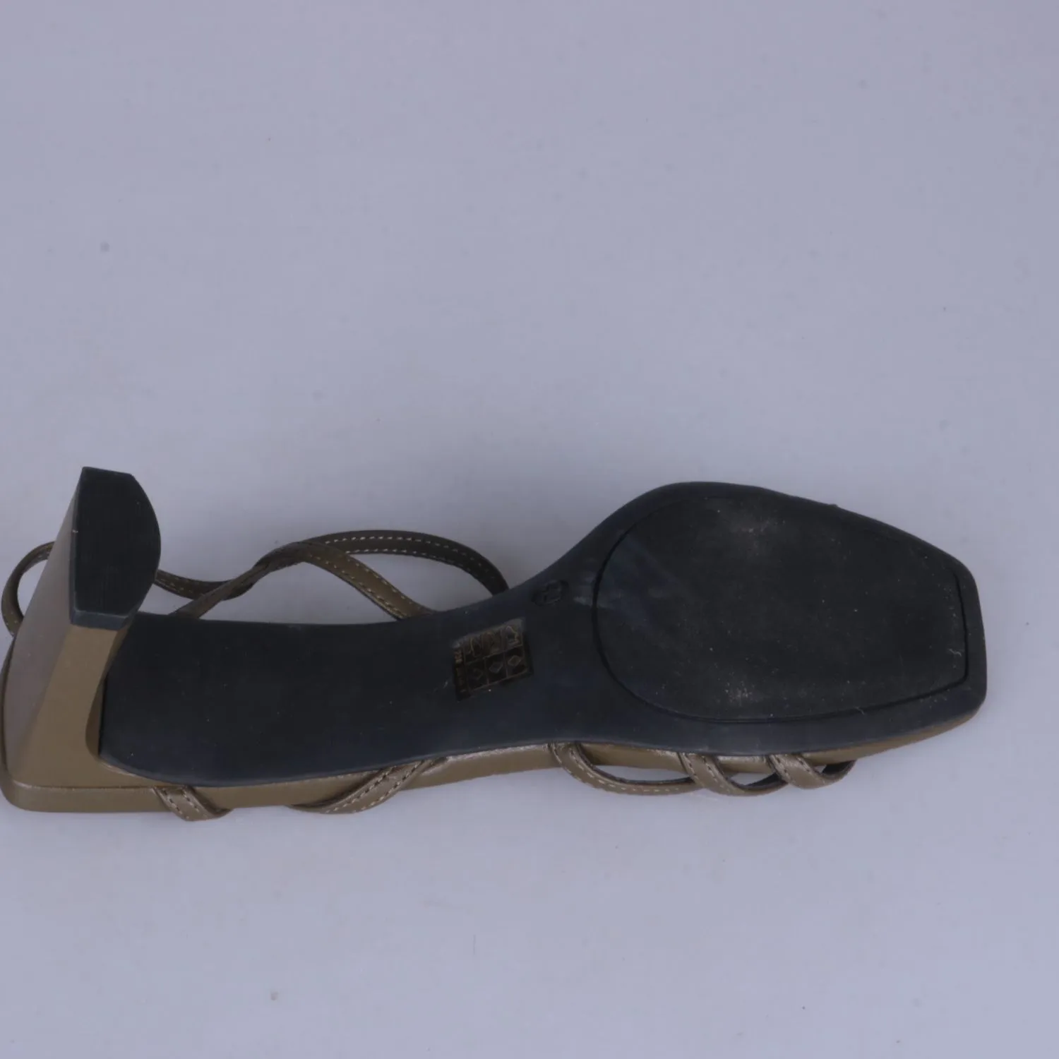 босоножки Studio Pollini
